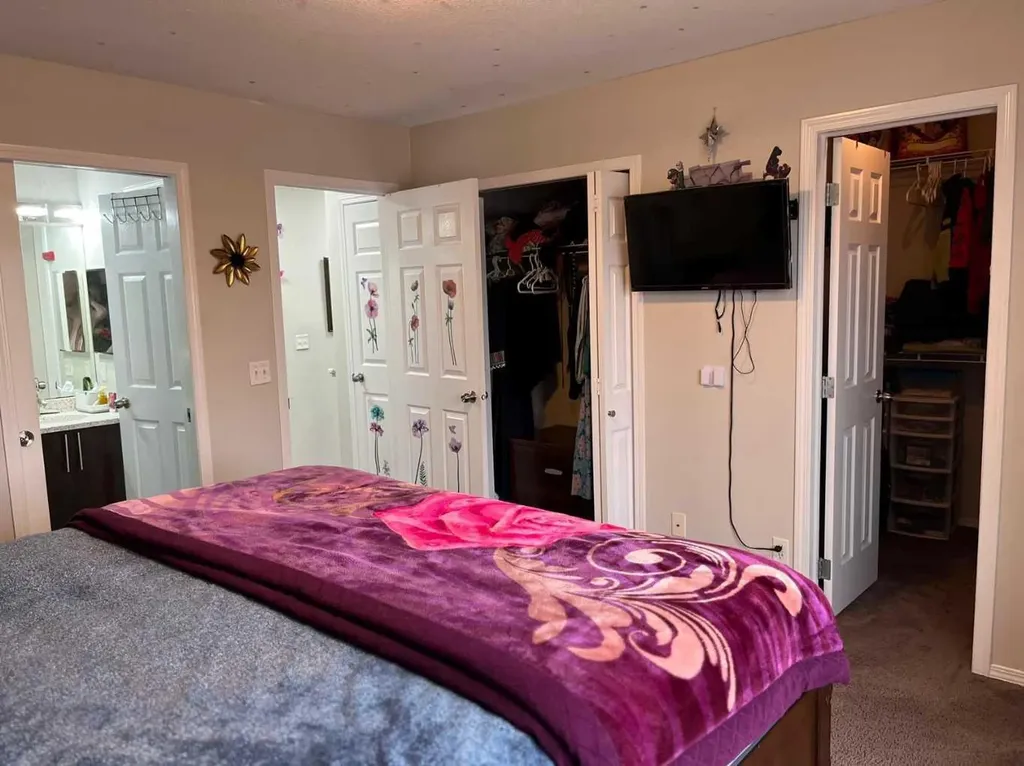 50 Tarawood Lane NE Calgary AB T3J4S9