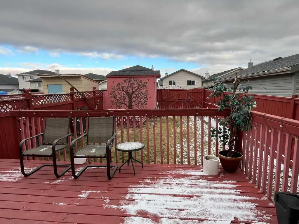 50 Tarawood Lane NE Calgary AB T3J4S9