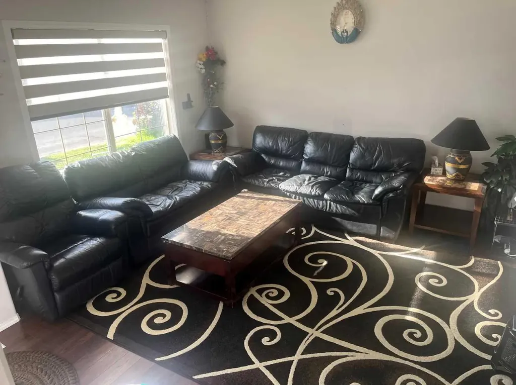 50 Tarawood Lane NE Calgary AB T3J4S9
