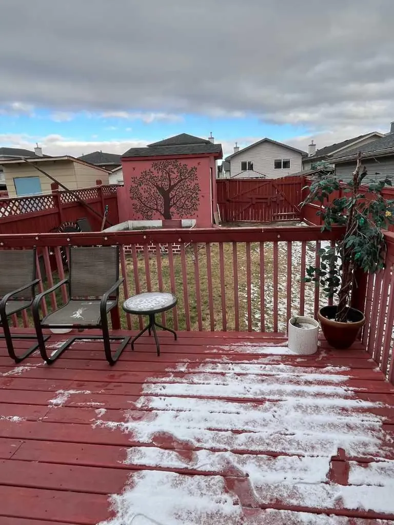 50 Tarawood Lane NE Calgary AB T3J4S9