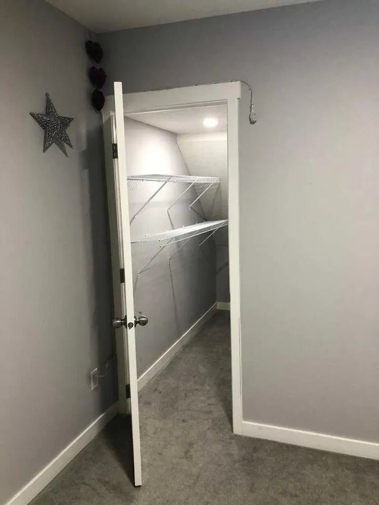 50 Tarawood Lane NE Calgary AB T3J4S9