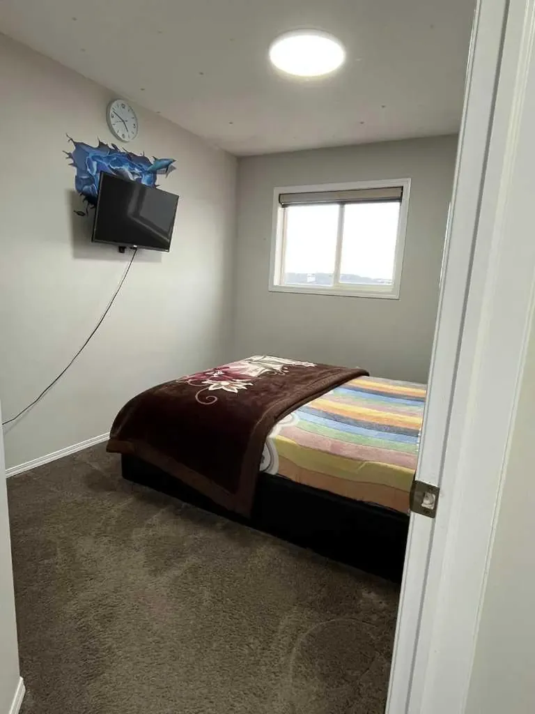 50 Tarawood Lane NE Calgary AB T3J4S9