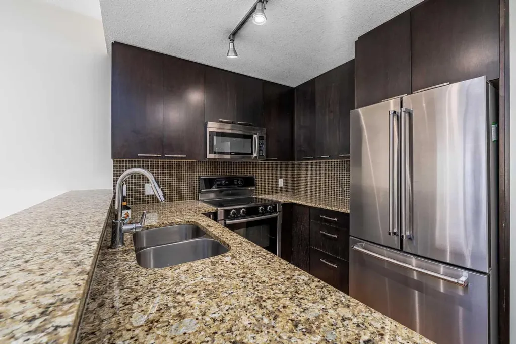 333 22 Avenue SW Calgary AB T2S 0H3