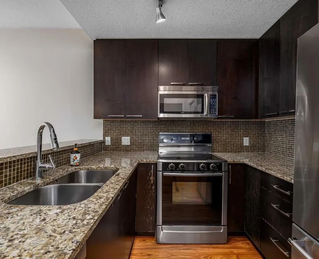 333 22 Avenue SW Calgary AB T2S 0H3