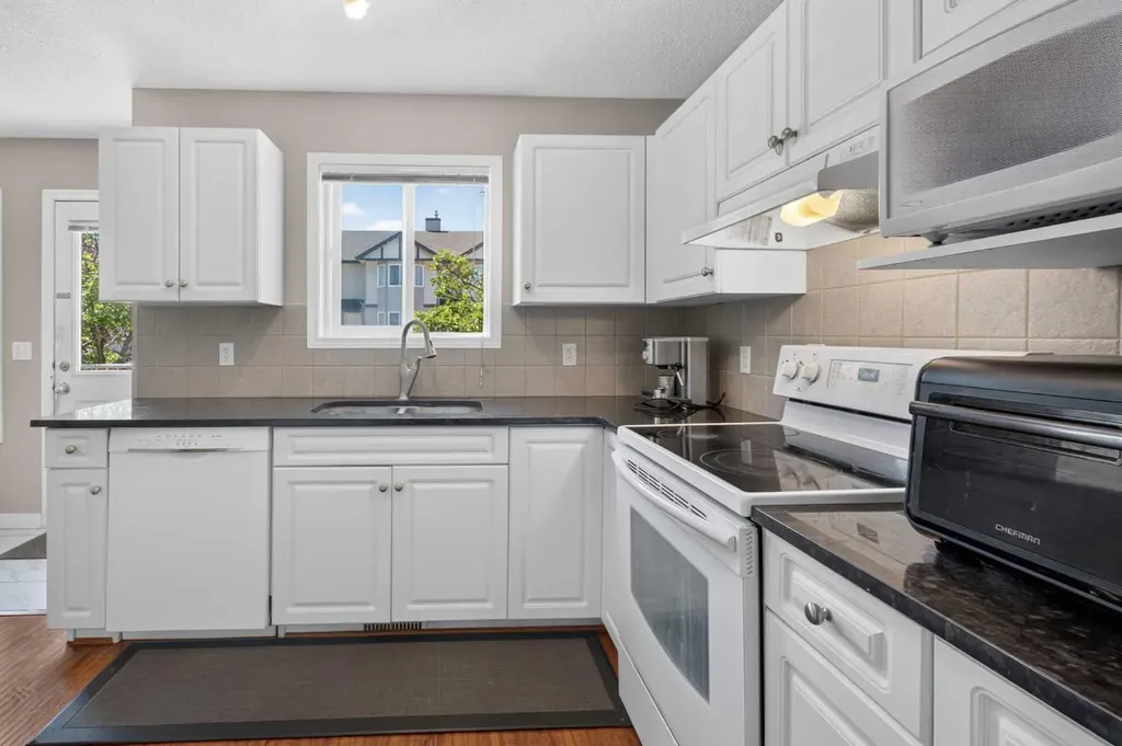 118 Royal Birch Villas NW Calgary AB T3G 5V2