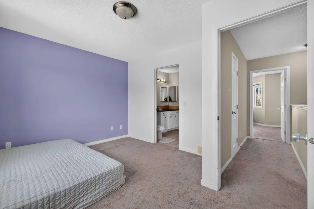 118 Royal Birch Villas NW Calgary AB T3G 5V2