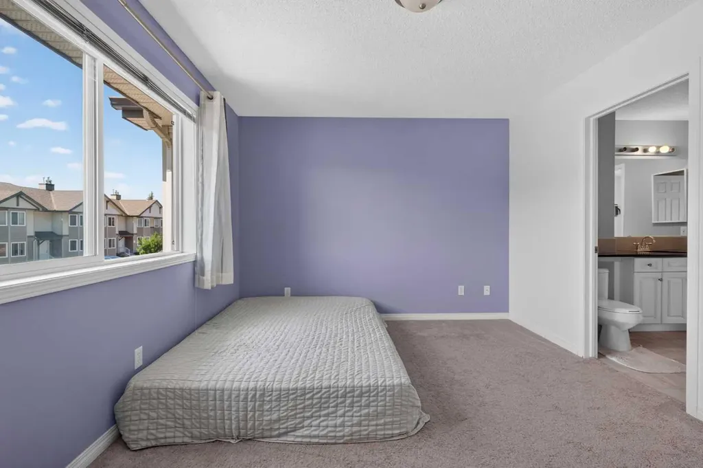 118 Royal Birch Villas NW Calgary AB T3G 5V2