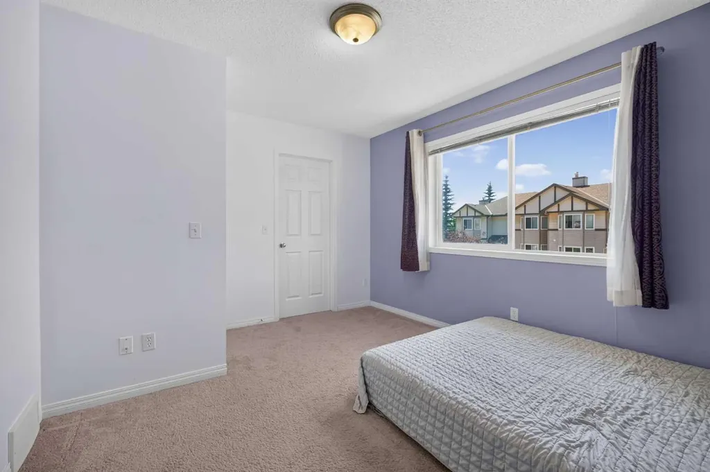 118 Royal Birch Villas NW Calgary AB T3G 5V2