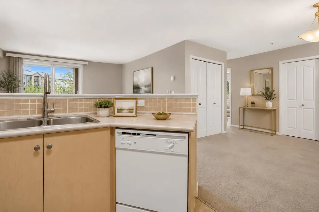 304 Mackenzie Way SW Airdrie AB T4B3H7