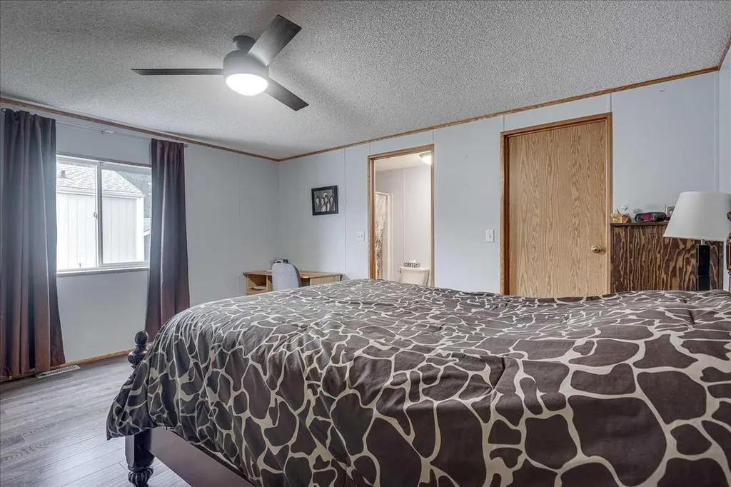 37543 England Way Rural Red Deer County AB T4S 2C3