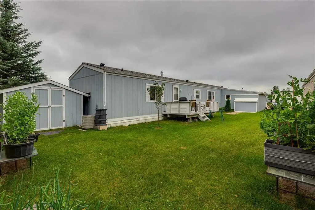 37543 England Way Rural Red Deer County AB T4S 2C3