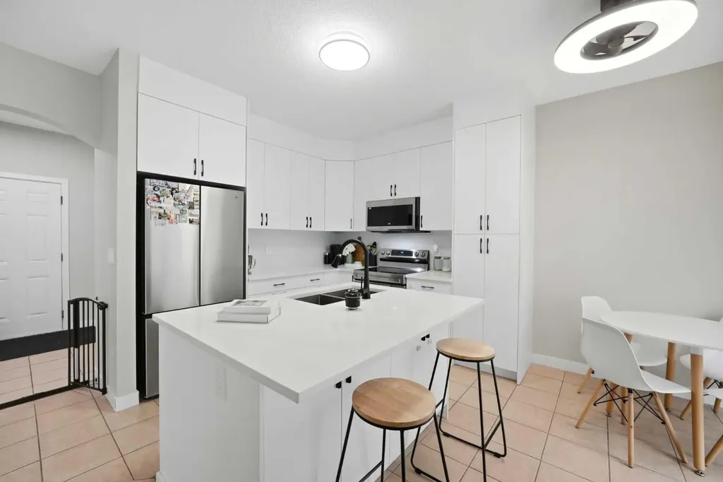 793 Luxstone Landing SW Airdrie AB T4B 3K9