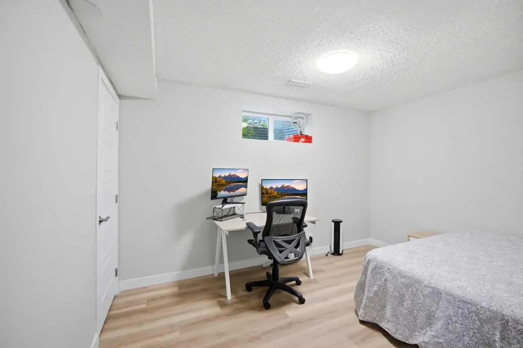 793 Luxstone Landing SW Airdrie AB T4B 3K9