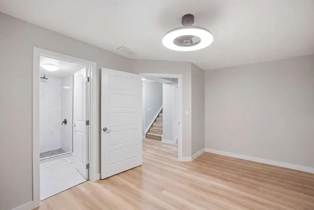 793 Luxstone Landing SW Airdrie AB T4B 3K9