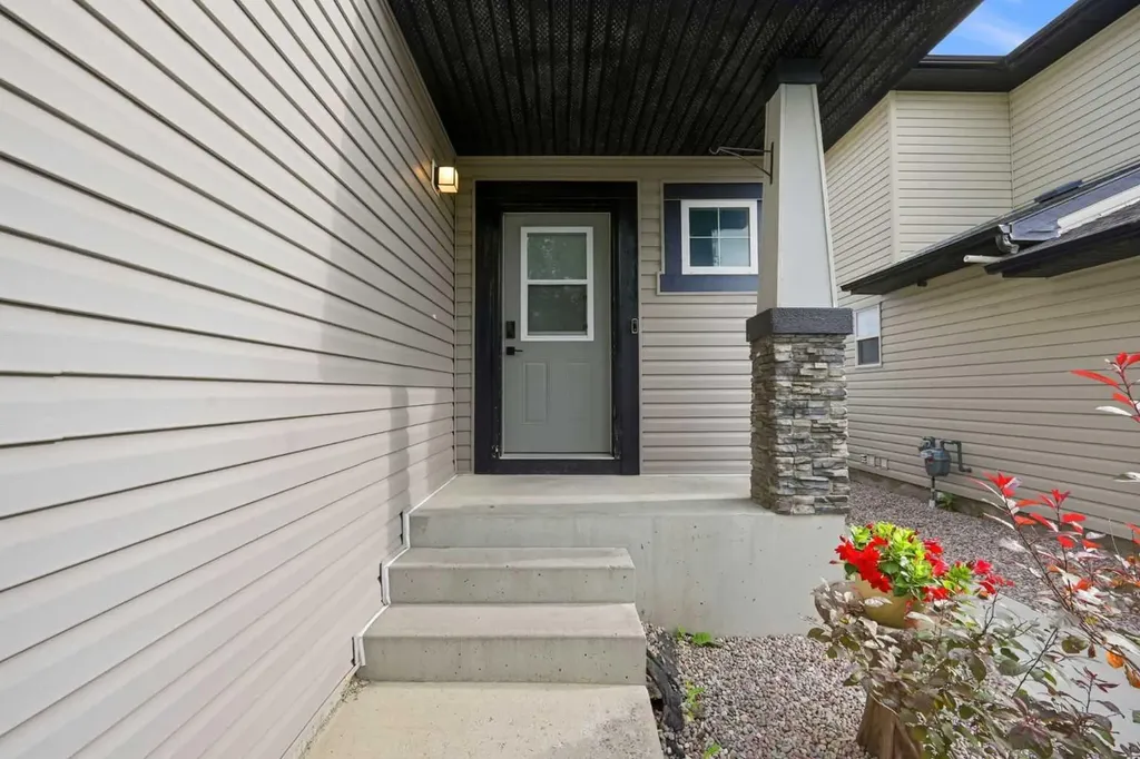 793 Luxstone Landing SW Airdrie AB T4B 3K9