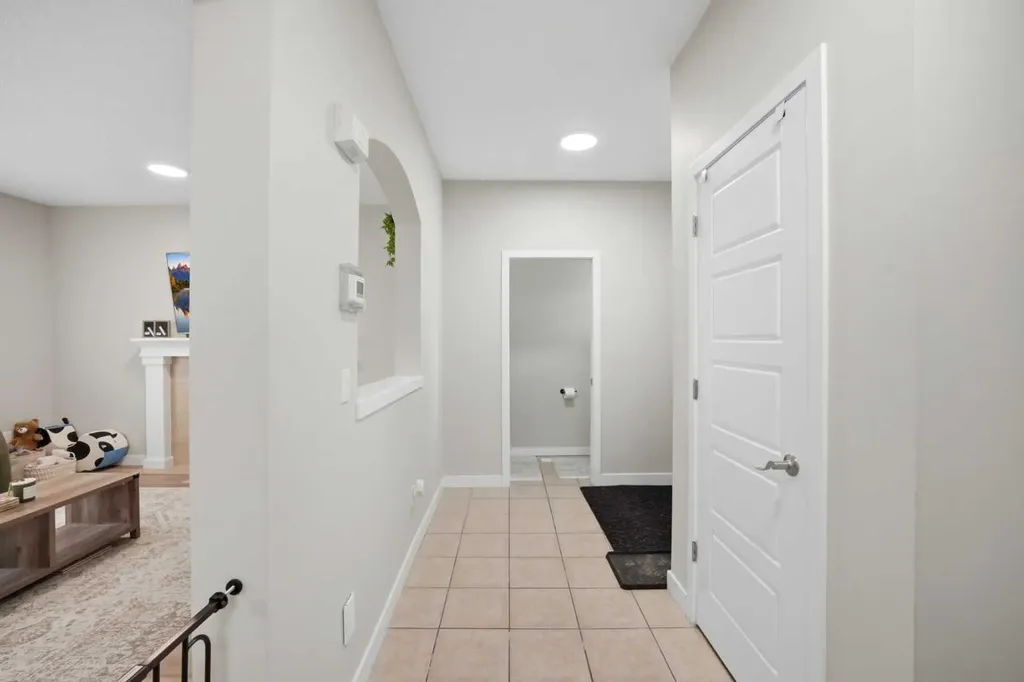 793 Luxstone Landing SW Airdrie AB T4B 3K9