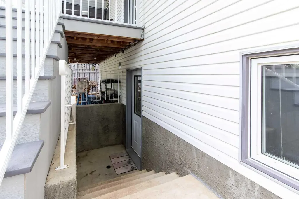 160 Heritage Boulevard W Lethbridge AB T1K 6X1