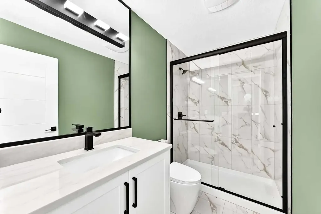 1204 Lake Sylvan Drive SE Calgary AB T2J3C8