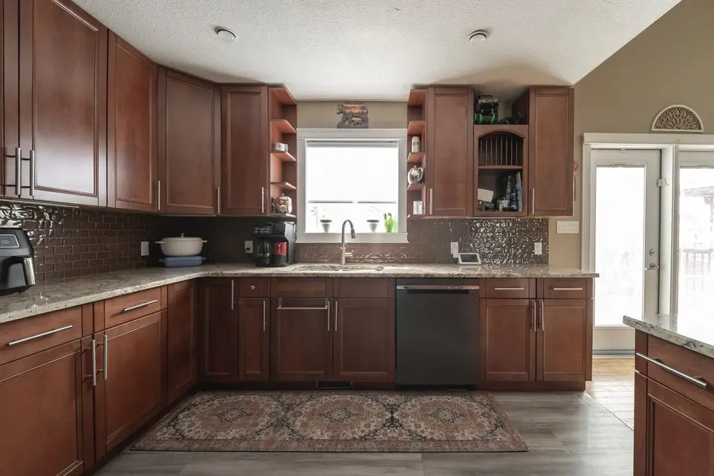 141 Wilson Drive Fort Mcmurray AB T9H 5P6