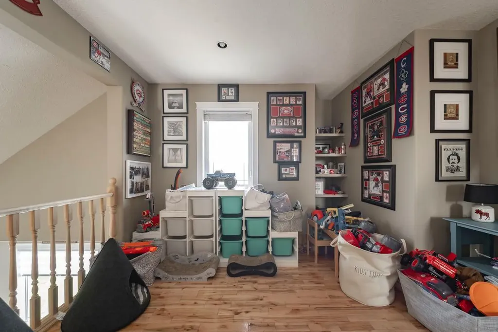 141 Wilson Drive Fort Mcmurray AB T9H 5P6