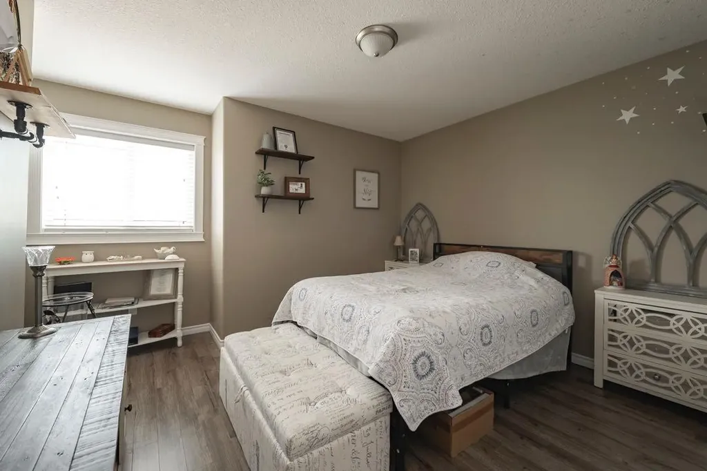 141 Wilson Drive Fort Mcmurray AB T9H 5P6