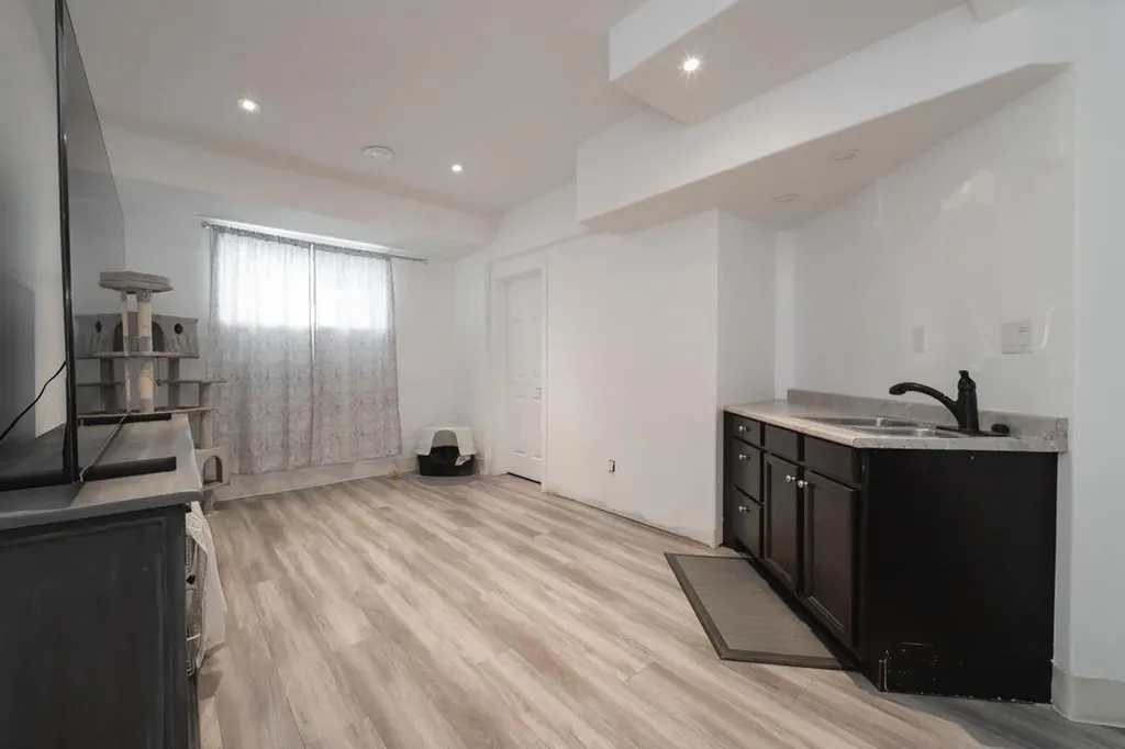 141 Wilson Drive Fort Mcmurray AB T9H 5P6