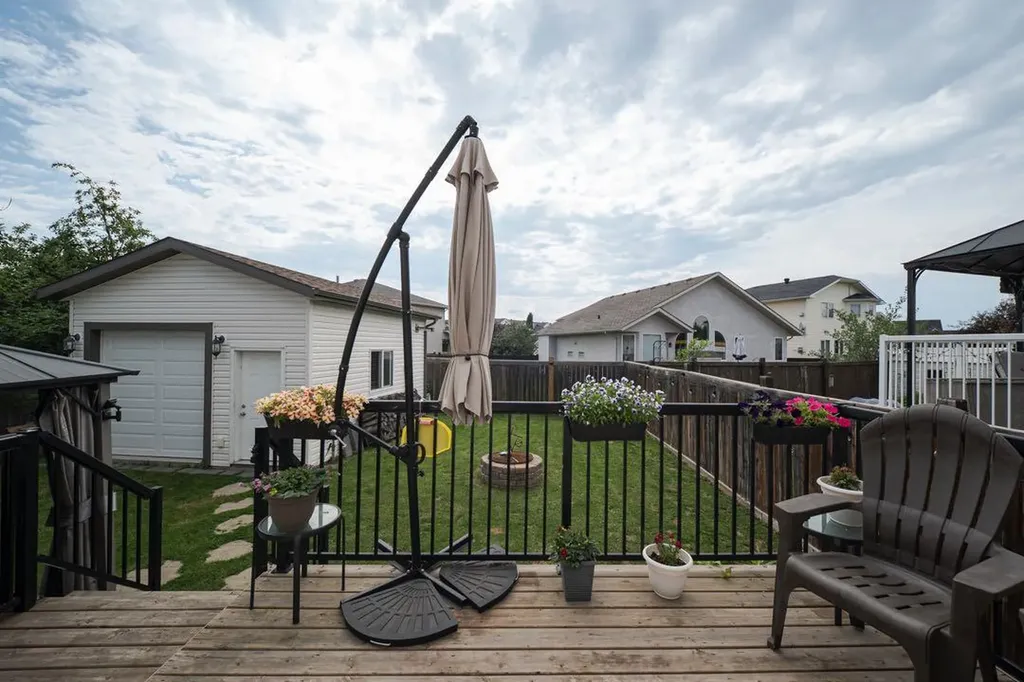 141 Wilson Drive Fort Mcmurray AB T9H 5P6
