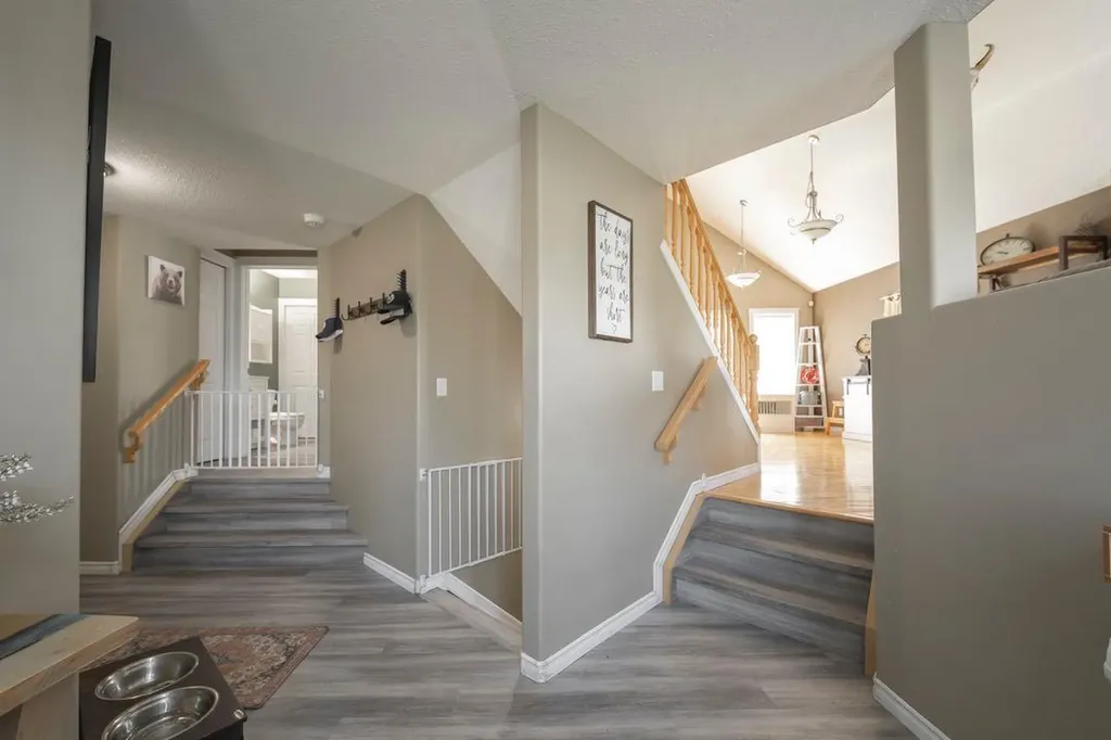 141 Wilson Drive Fort Mcmurray AB T9H 5P6
