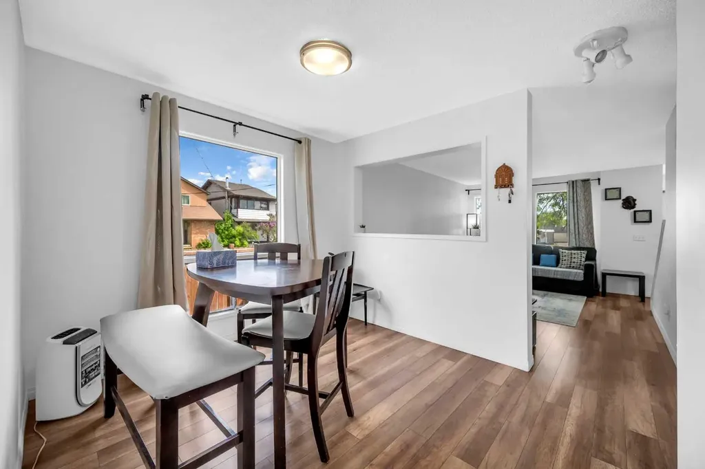 54 Templegreen Road NE Calgary AB T1Y 4Y8