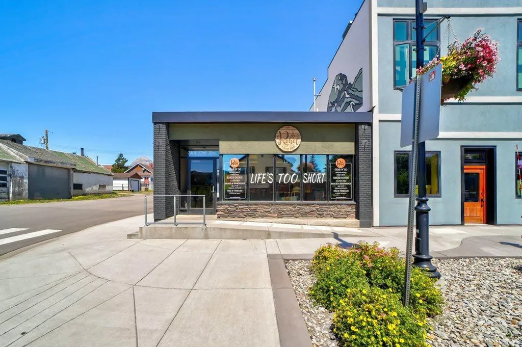 7801 17 Avenue Coleman AB T0K 0M0