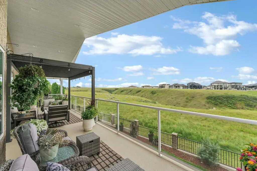 78 Sundance Road SW Medicine Hat AB T1B 4V1