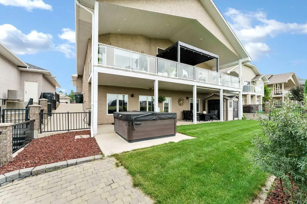 78 Sundance Road SW Medicine Hat AB T1B 4V1