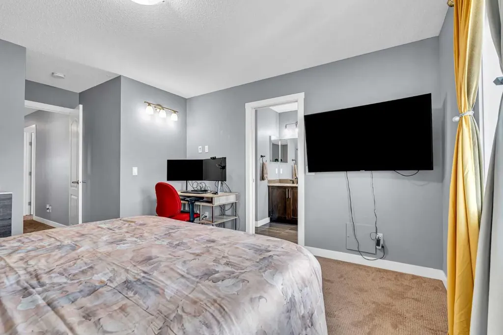1444 Legacy Circle SE Calgary AB T2X 2J4
