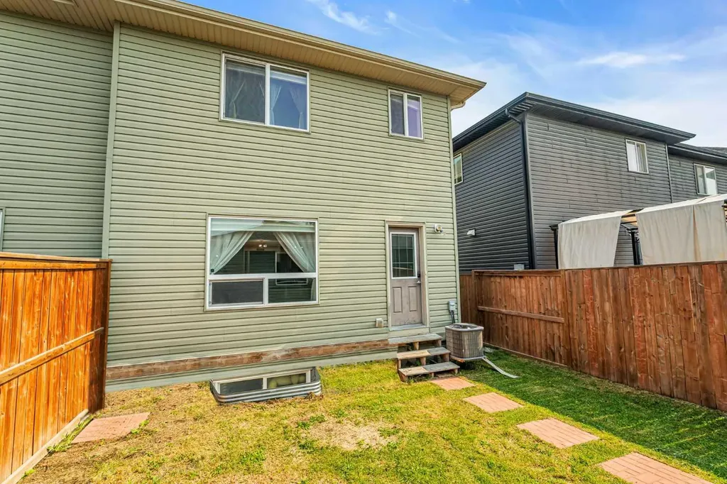 1444 Legacy Circle SE Calgary AB T2X 2J4