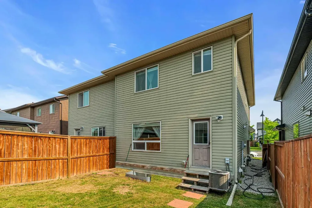 1444 Legacy Circle SE Calgary AB T2X 2J4