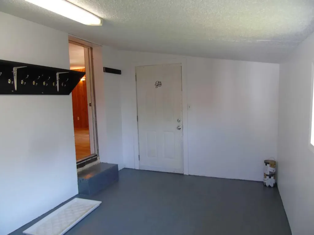 812 6th Avenue SW Slave Lake AB T0G 2A4