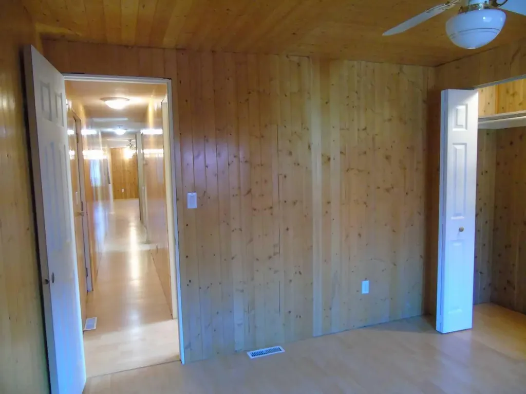 812 6th Avenue SW Slave Lake AB T0G 2A4