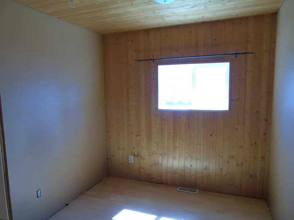 812 6th Avenue SW Slave Lake AB T0G 2A4