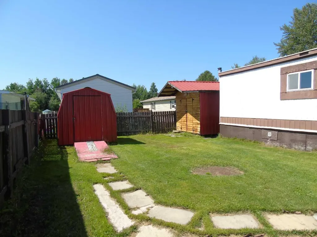 812 6th Avenue SW Slave Lake AB T0G 2A4