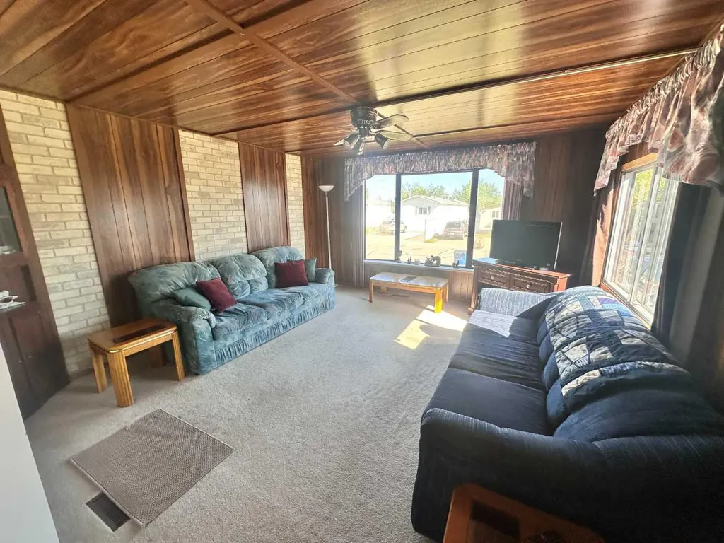 9309 93 Avenue Lac La Biche AB T0A2C0