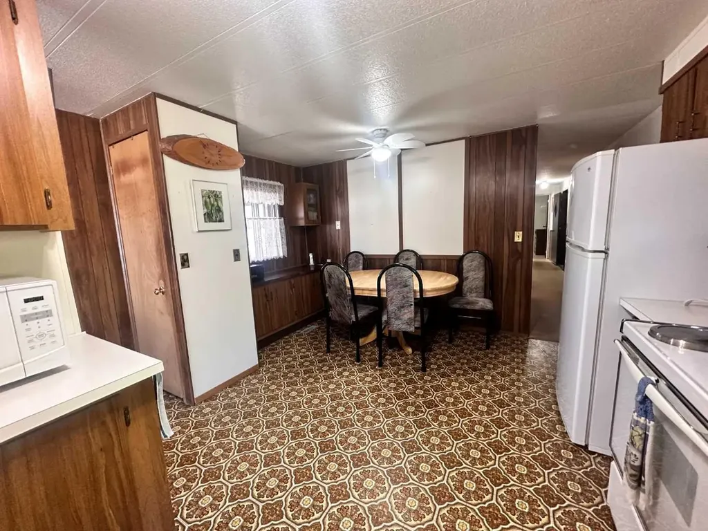 9309 93 Avenue Lac La Biche AB T0A2C0