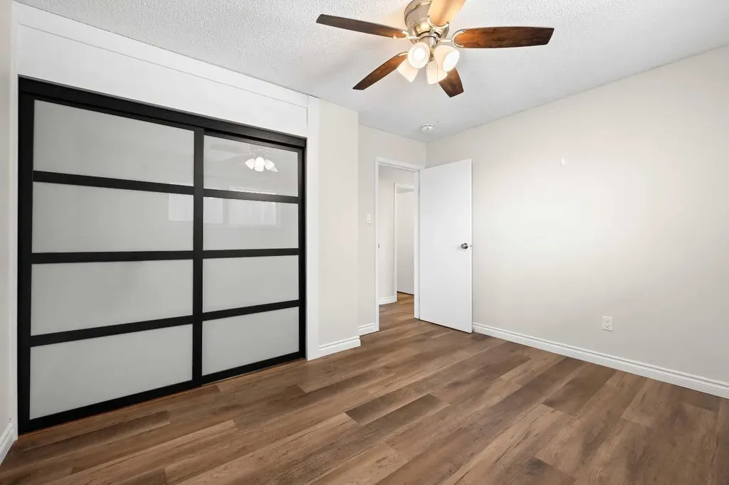 5607 43 Street Lloydminster AB T9V 0A5