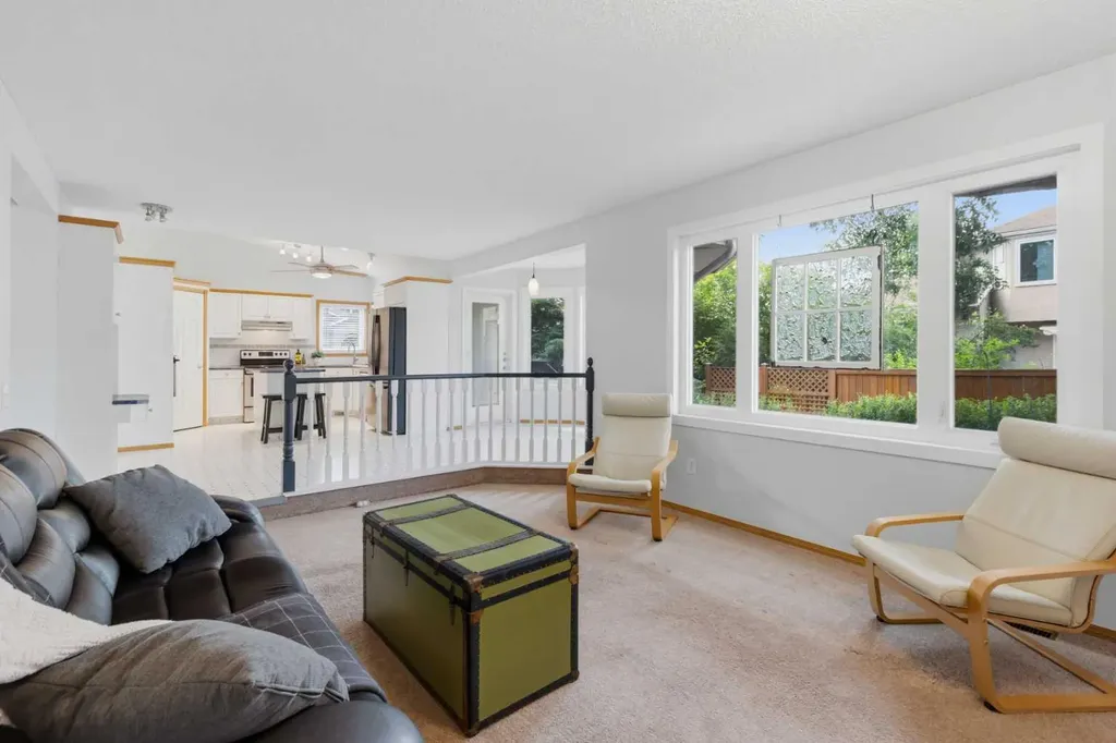 58 Mountain Park Drive SE Calgary AB T2Z 1P4