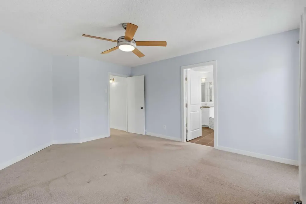 58 Mountain Park Drive SE Calgary AB T2Z 1P4
