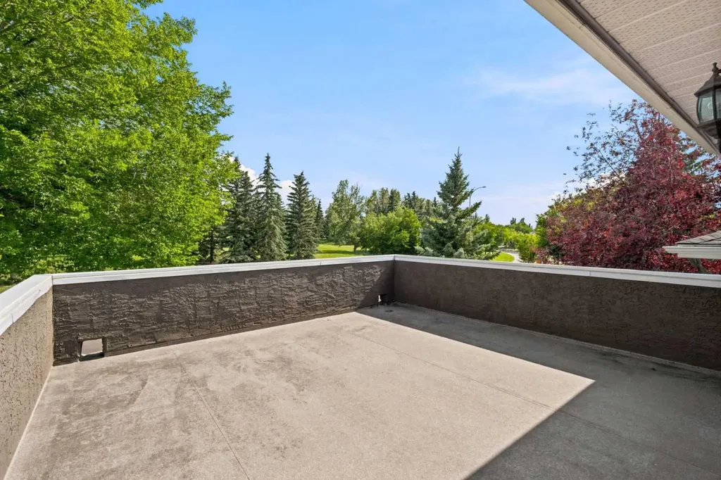 58 Mountain Park Drive SE Calgary AB T2Z 1P4