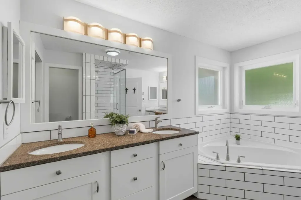 58 Mountain Park Drive SE Calgary AB T2Z 1P4