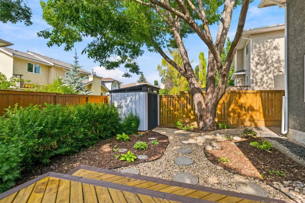 58 Mountain Park Drive SE Calgary AB T2Z 1P4