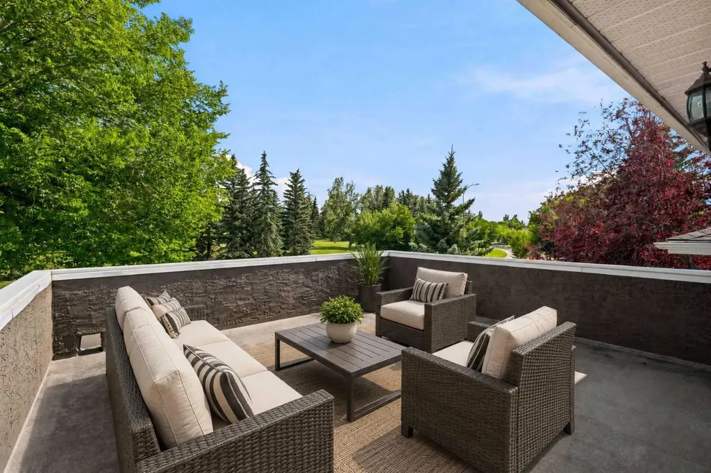 58 Mountain Park Drive SE Calgary AB T2Z 1P4