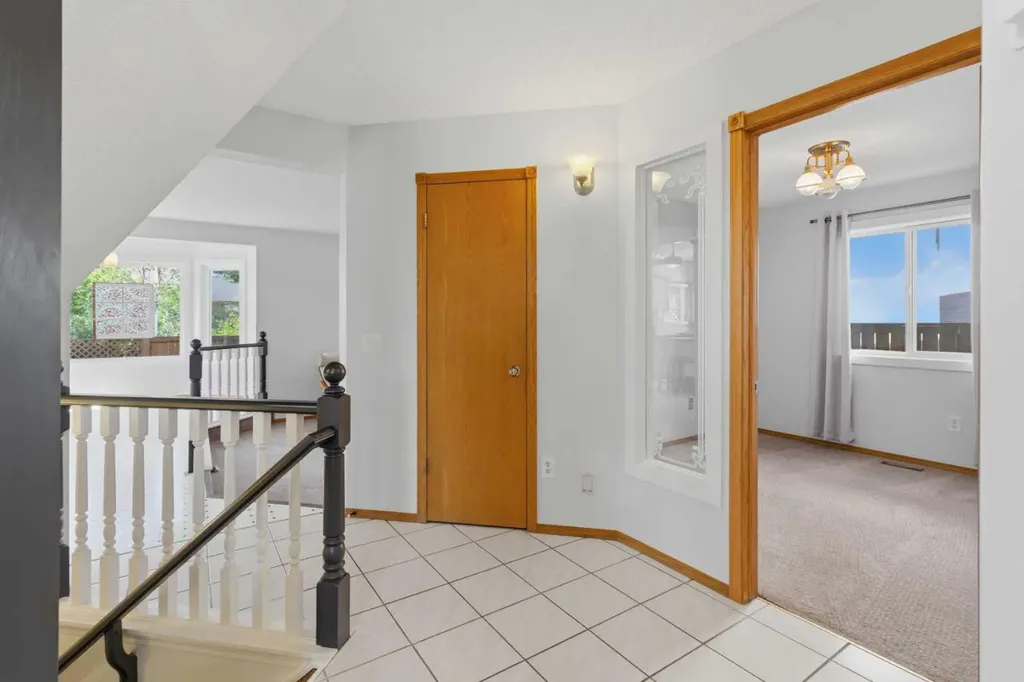58 Mountain Park Drive SE Calgary AB T2Z 1P4