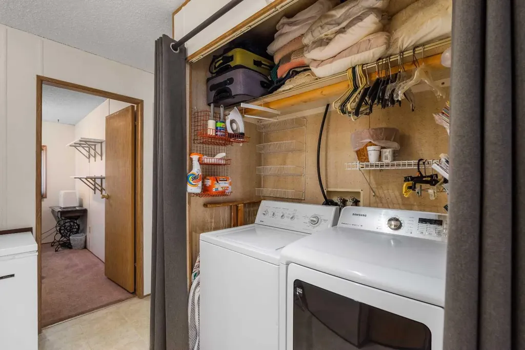 101 Burroughs Place NE Calgary AB T1Y 6K5